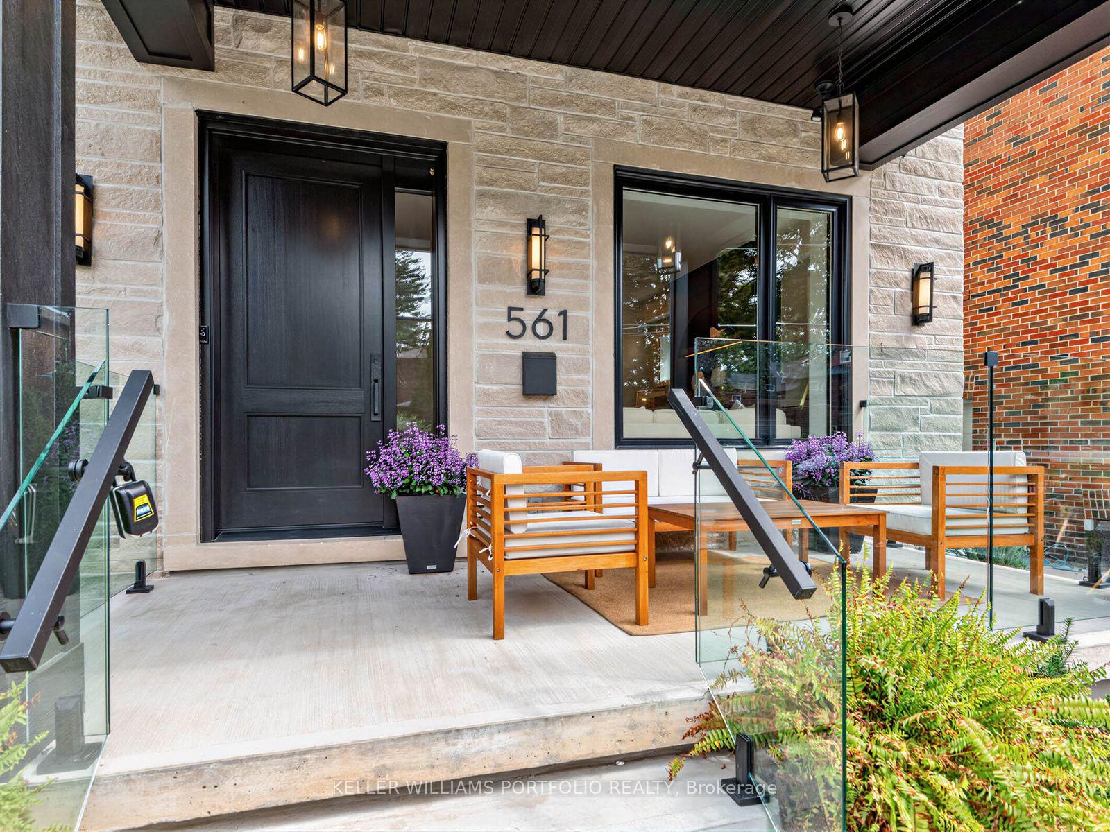 Photo 2 of 561 Durie Street, Toronto, Runnymede-Bloor West Village — HOMEH