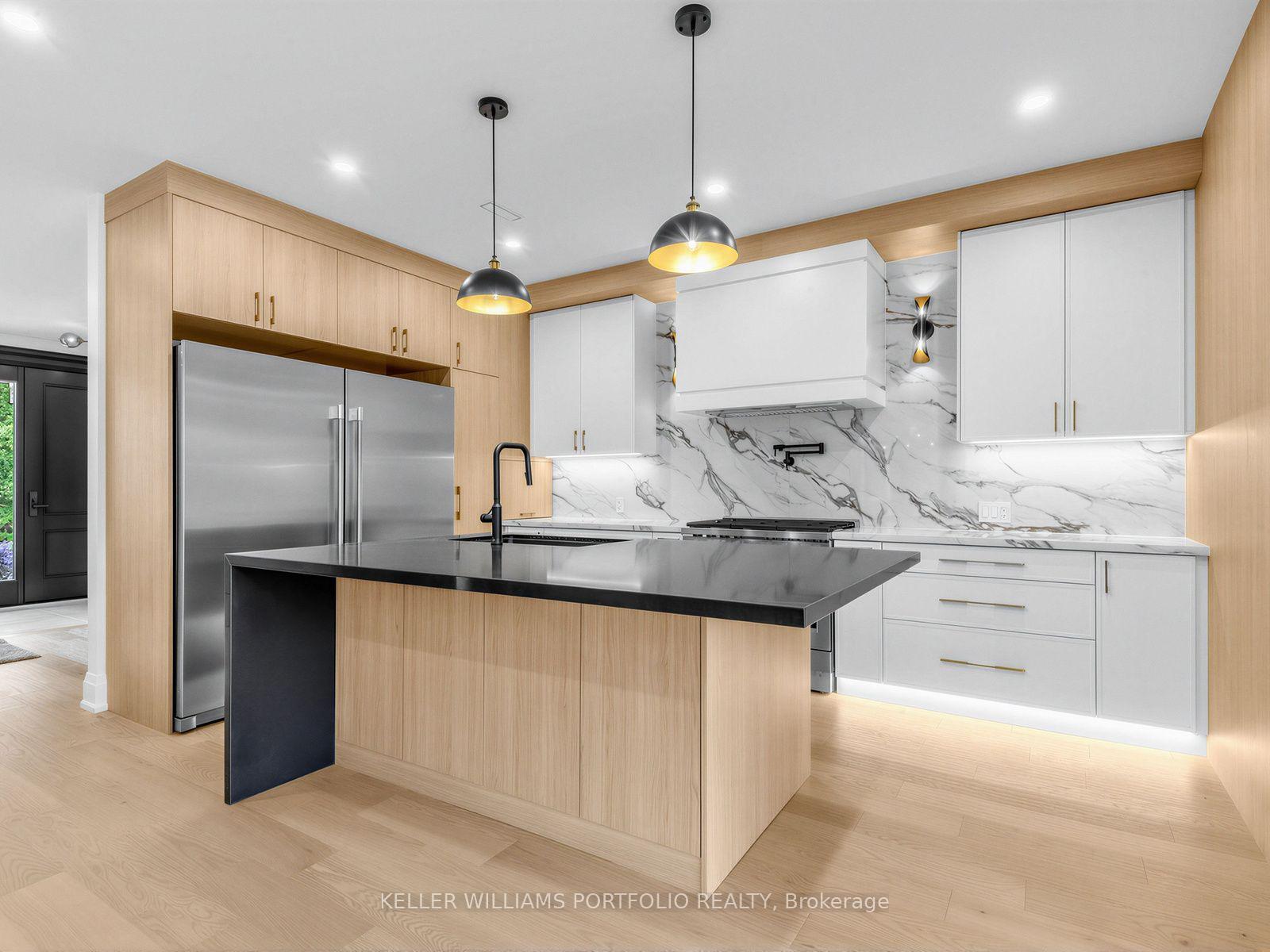 Photo 7 of 561 Durie Street, Toronto, Runnymede-Bloor West Village — HOMEH