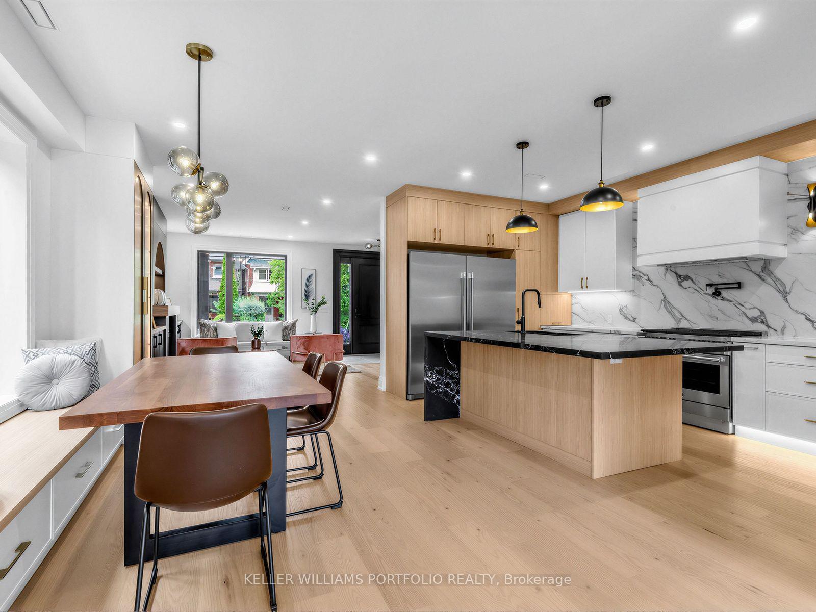 Photo 10 of 561 Durie Street, Toronto, Runnymede-Bloor West Village — HOMEH