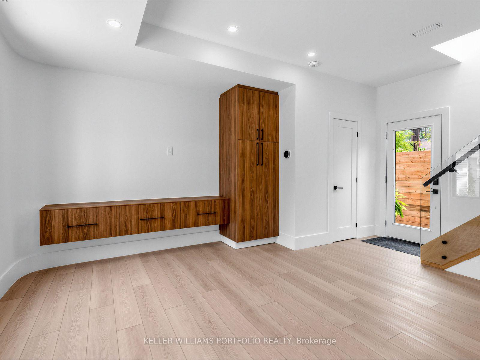 Photo 35 of 561 Durie Street, Toronto, Runnymede-Bloor West Village — HOMEH