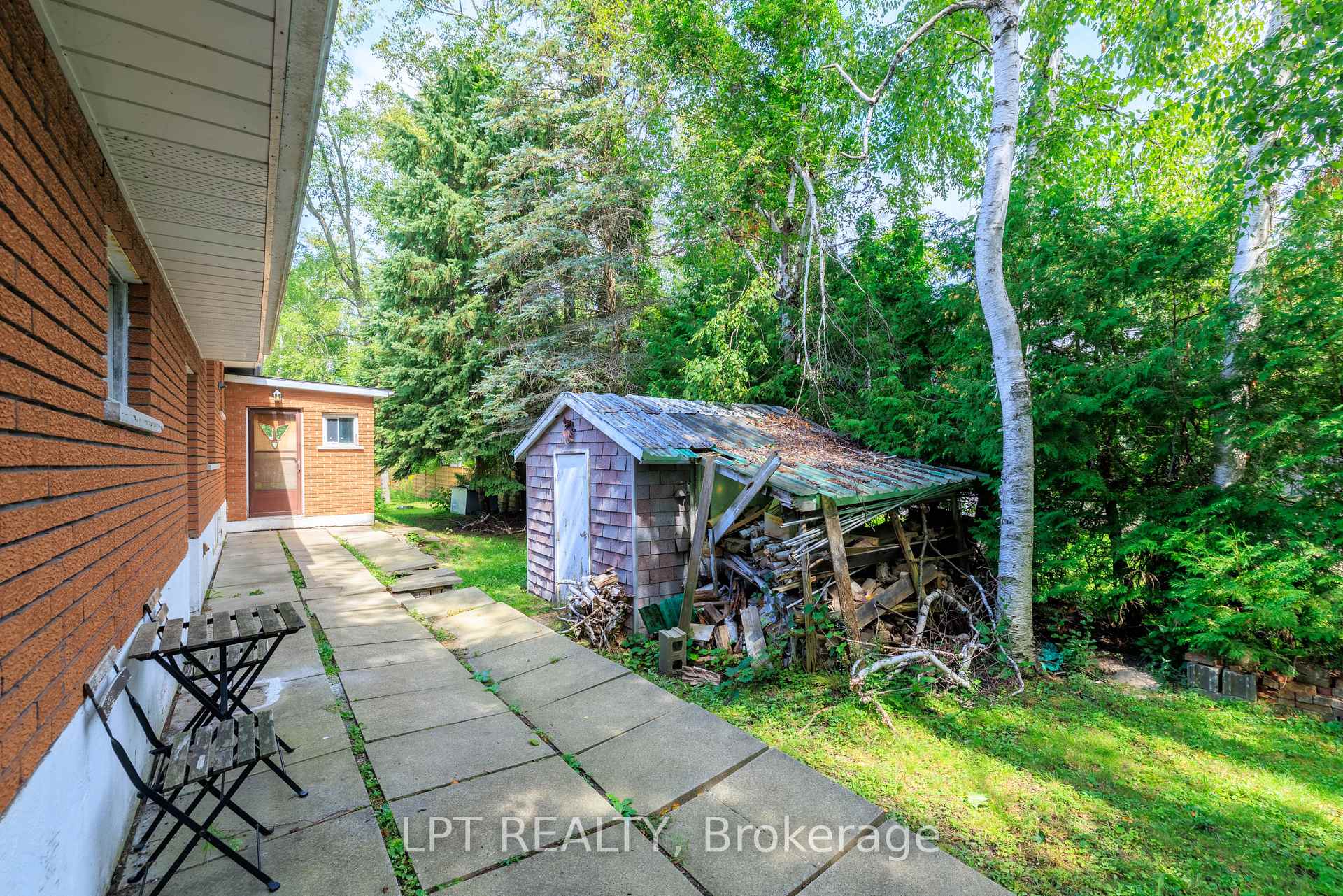 Photo 33 of 61 Edith Avenue, Georgina, Sutton & Jackson's Point — HOMEH