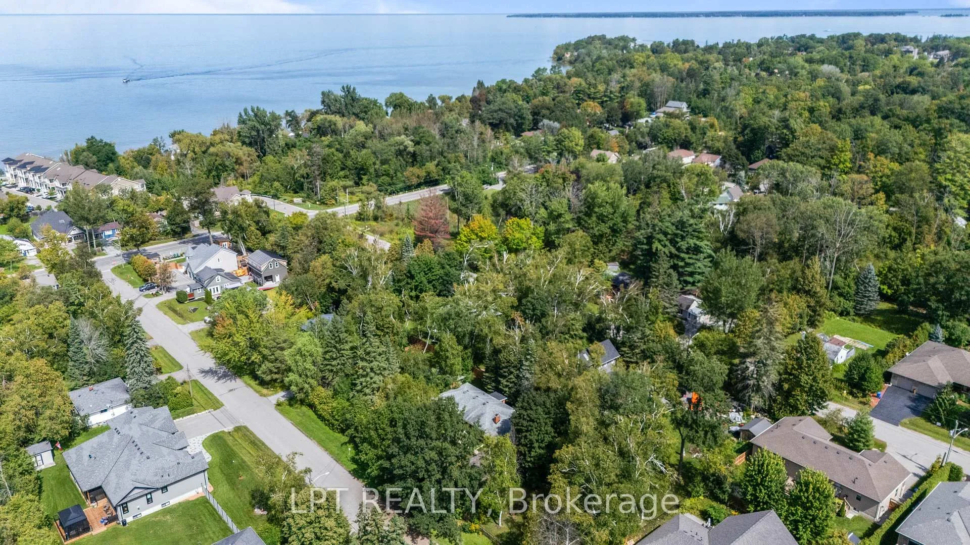 Photo 49 of 61 Edith Avenue, Georgina, Sutton & Jackson's Point — HOMEH