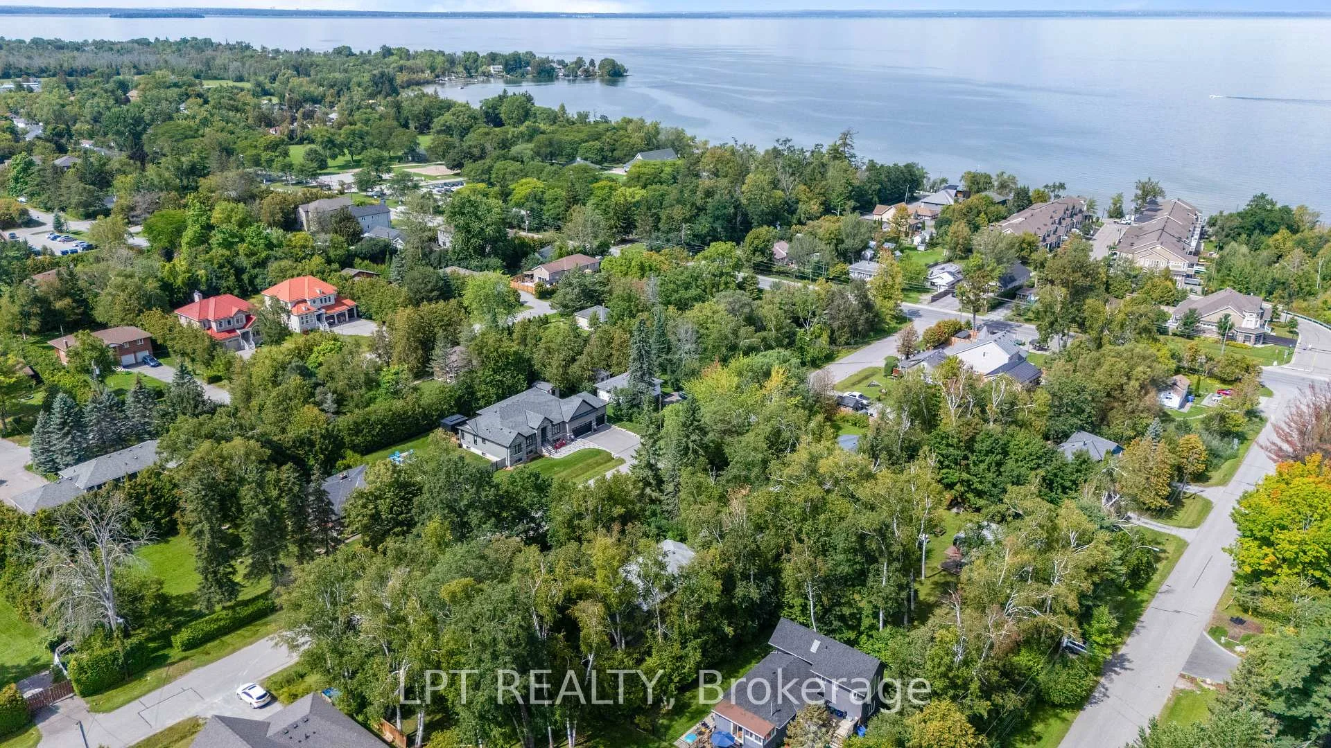 Photo 50 of 61 Edith Avenue, Georgina, Sutton & Jackson's Point — HOMEH