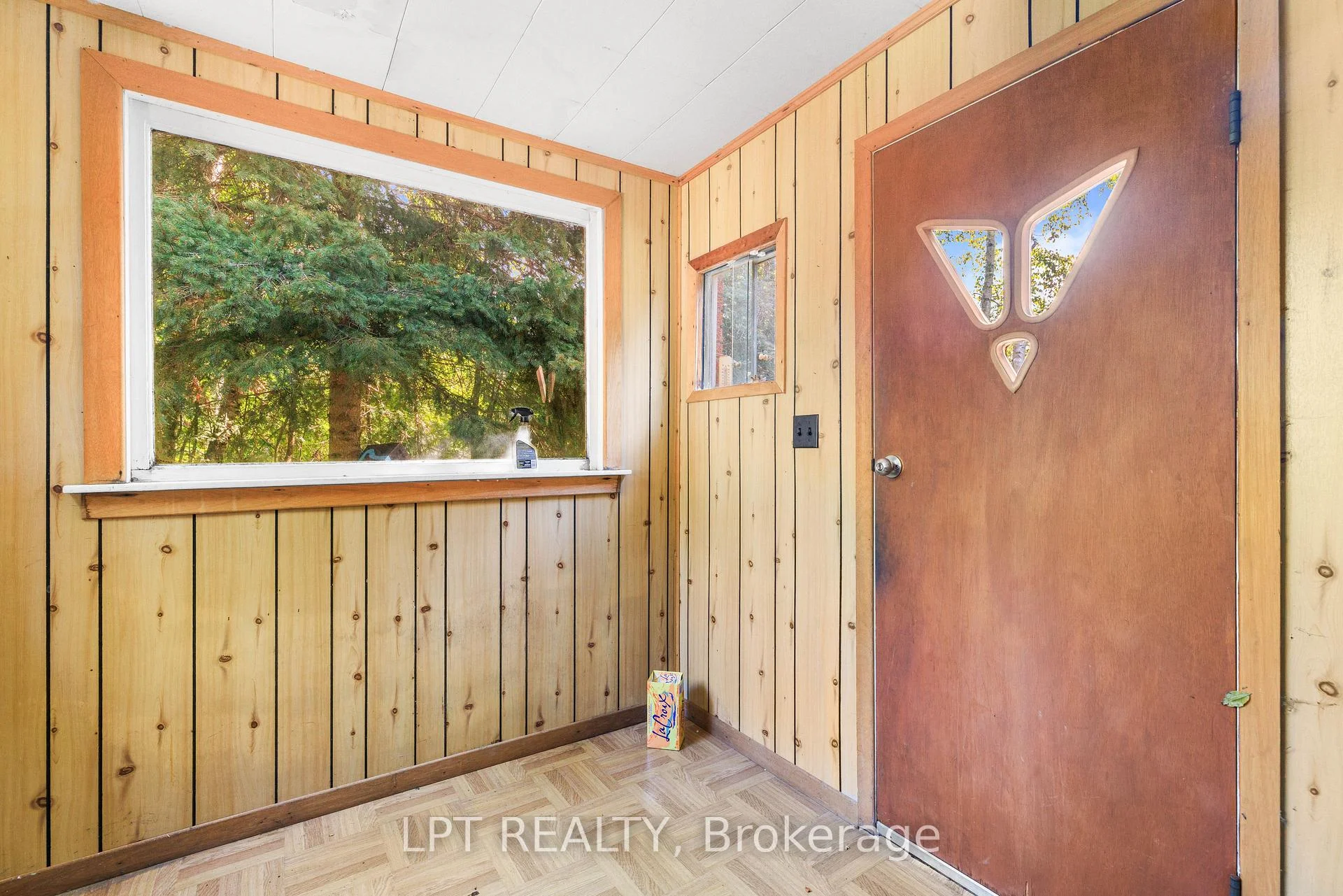 Photo 25 of 61 Edith Avenue, Georgina, Sutton & Jackson's Point — HOMEH