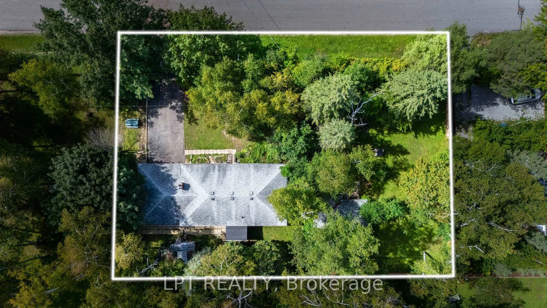 Photo 47 of 61 Edith Avenue, Georgina, Sutton & Jackson's Point — HOMEH
