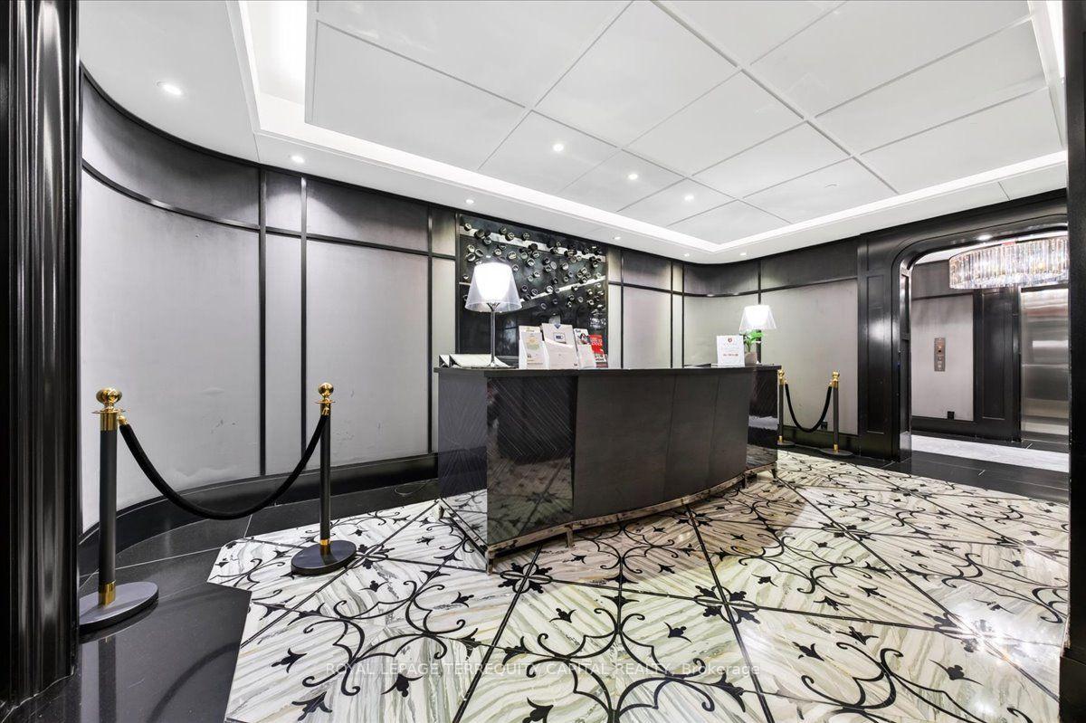 Photo 7 of Unit 3709, 88 Blue Jays Way, Toronto, Waterfront Communities — HOMEH