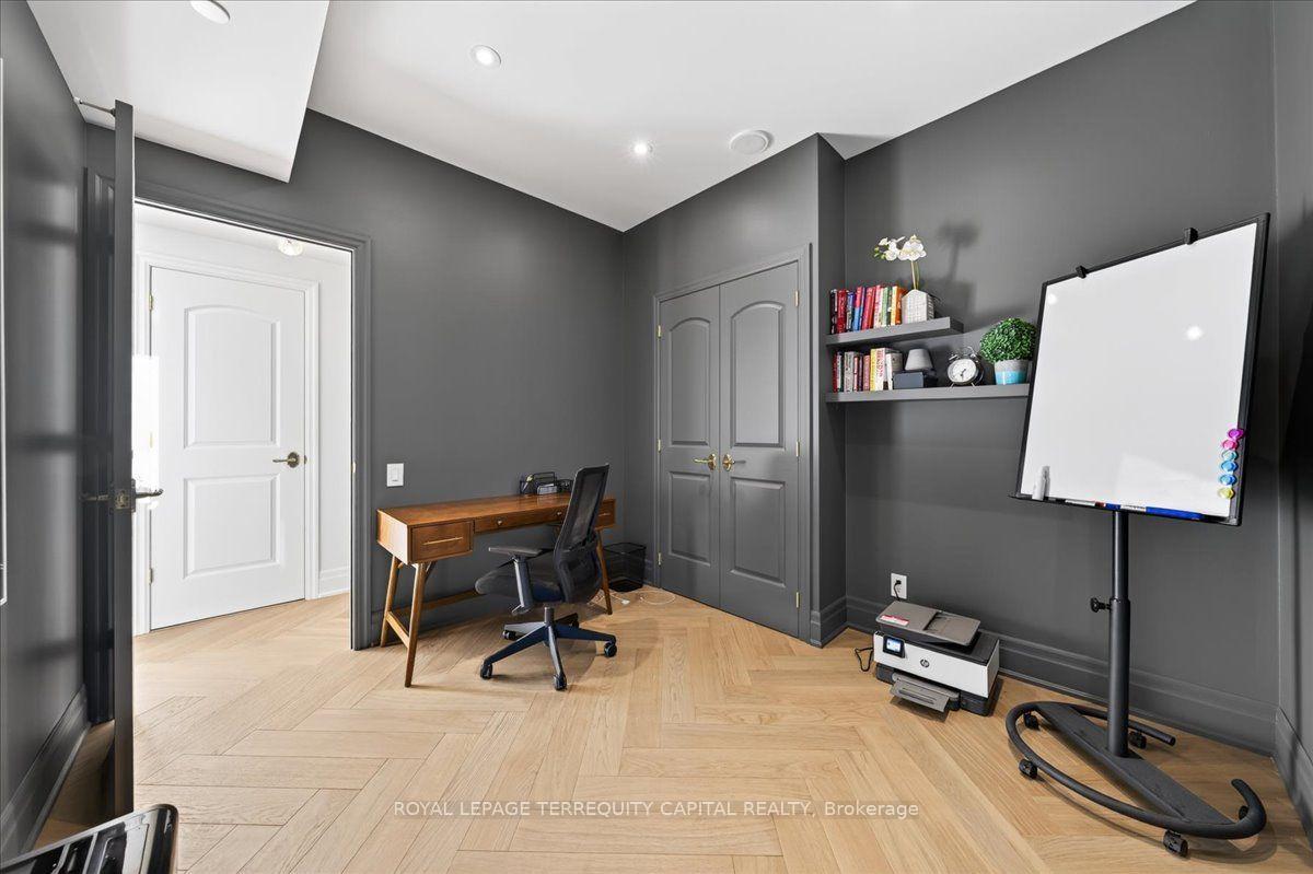 Photo 15 of Unit 3709, 88 Blue Jays Way, Toronto, Waterfront Communities — HOMEH