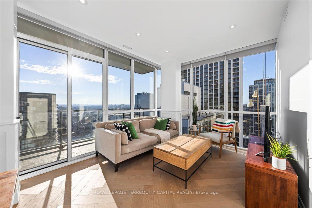 Photo 26 of Unit 3709, 88 Blue Jays Way, Toronto, Waterfront Communities — HOMEH