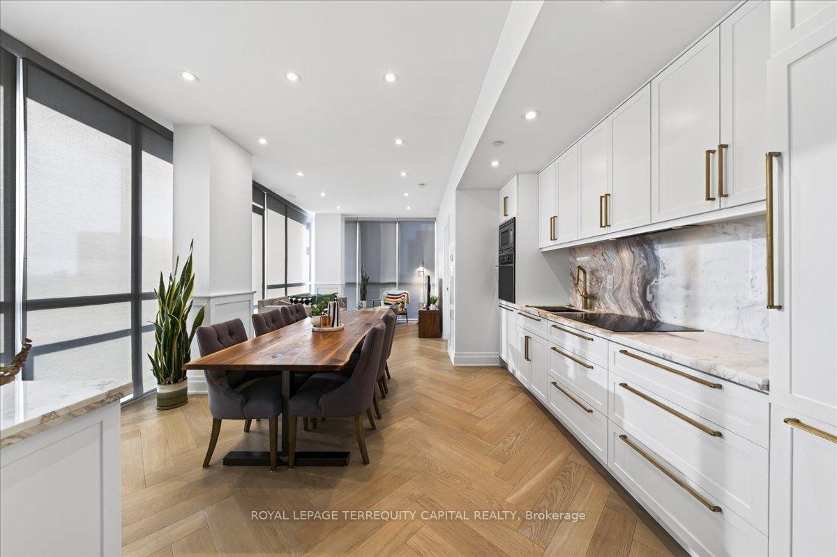 Photo 35 of Unit 3709, 88 Blue Jays Way, Toronto, Waterfront Communities — HOMEH