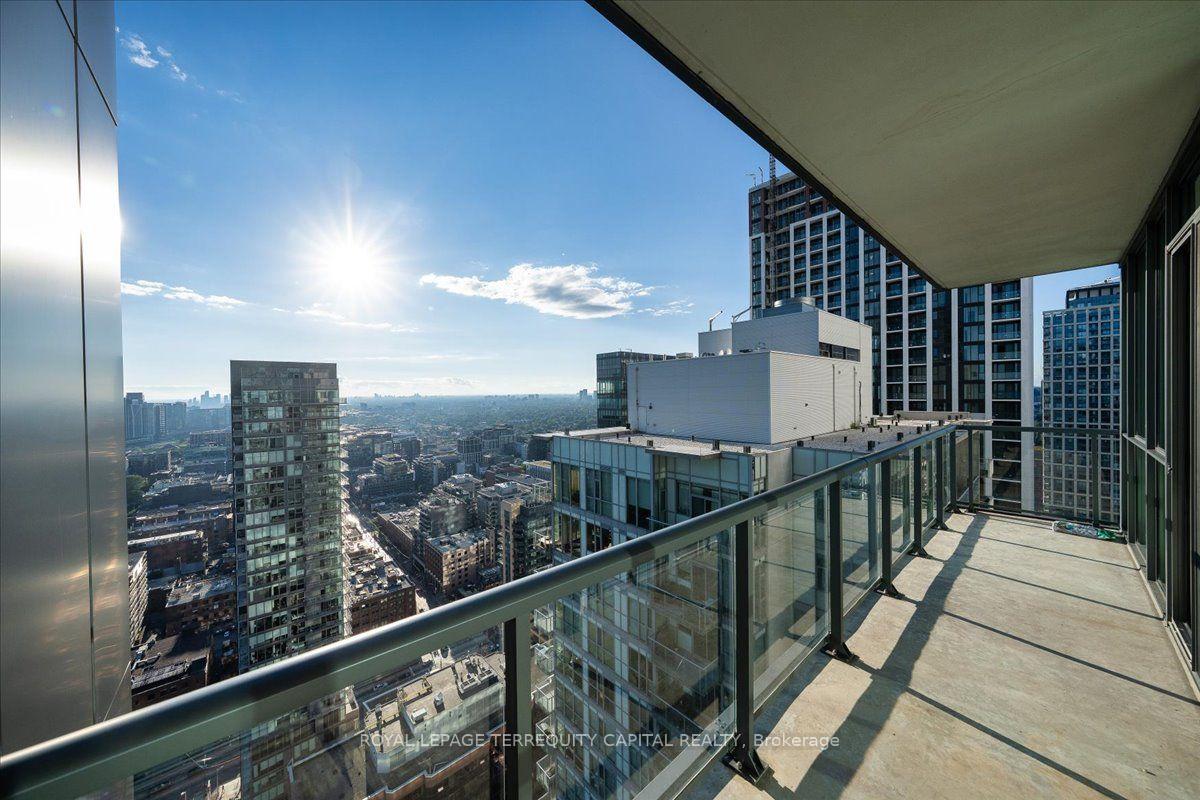 Photo 43 of Unit 3709, 88 Blue Jays Way, Toronto, Waterfront Communities — HOMEH