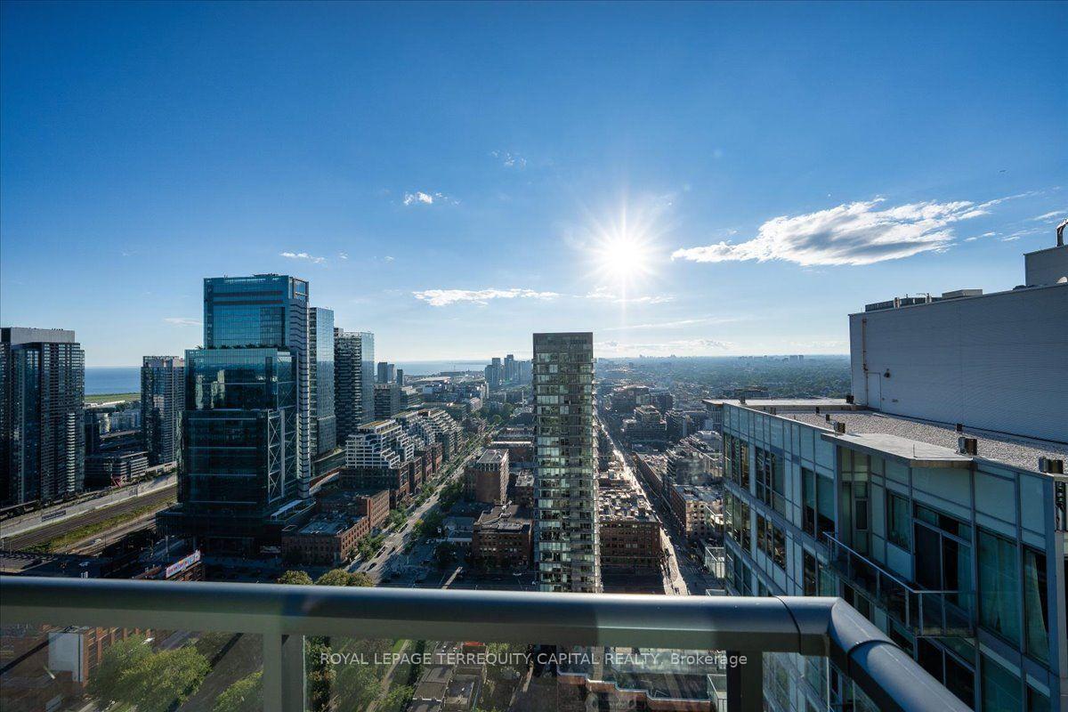 Photo 44 of Unit 3709, 88 Blue Jays Way, Toronto, Waterfront Communities — HOMEH