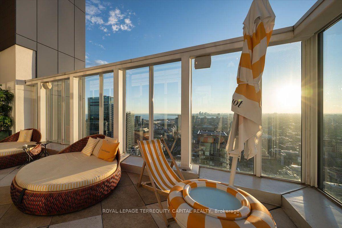 Photo 50 of Unit 3709, 88 Blue Jays Way, Toronto, Waterfront Communities — HOMEH