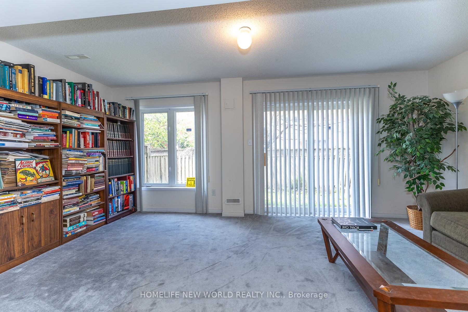 Photo 40 of 12 Touchstone Drive, North York, Brookhaven-Amesbury — HOMEH