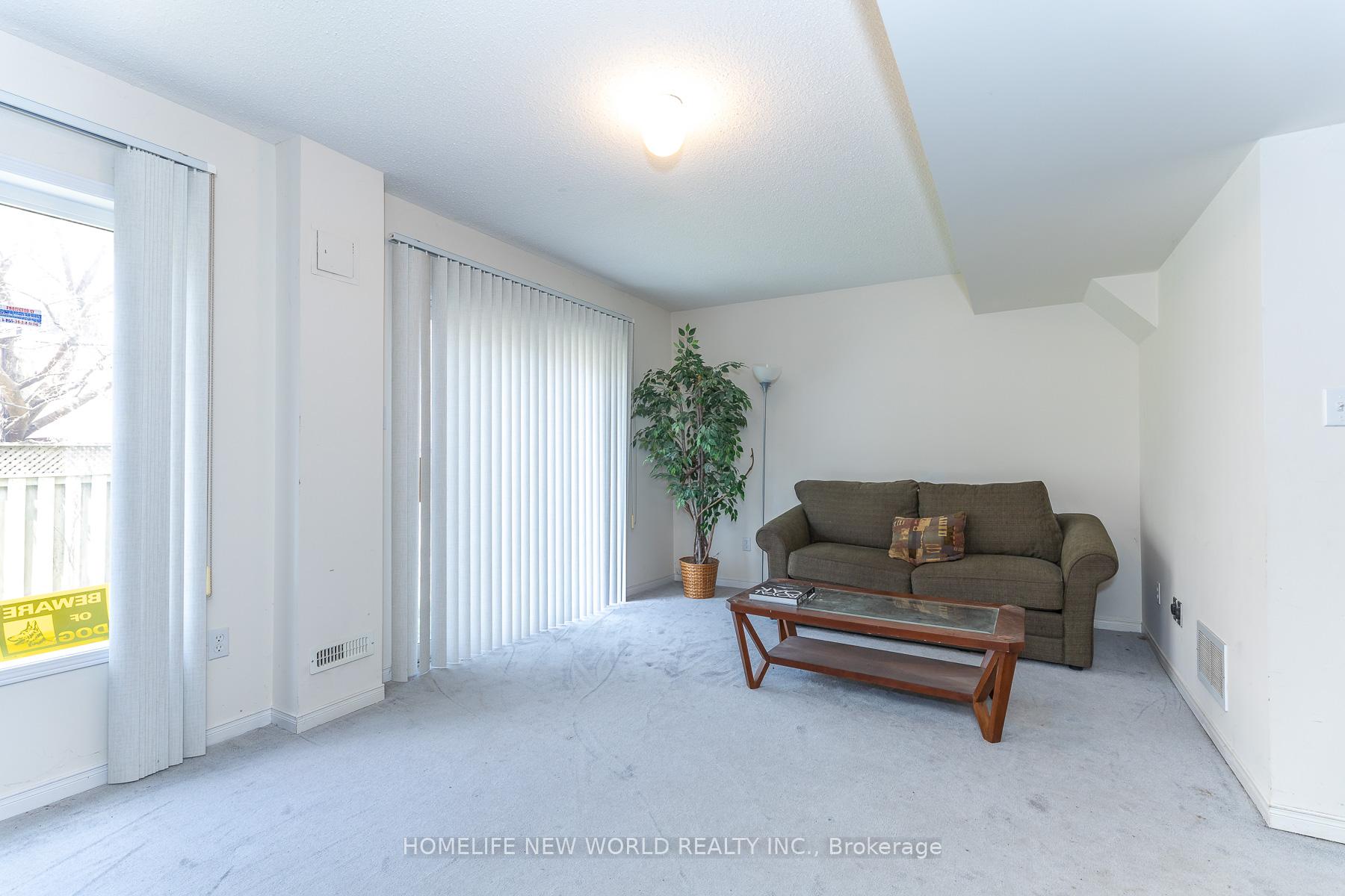 Photo 41 of 12 Touchstone Drive, North York, Brookhaven-Amesbury — HOMEH