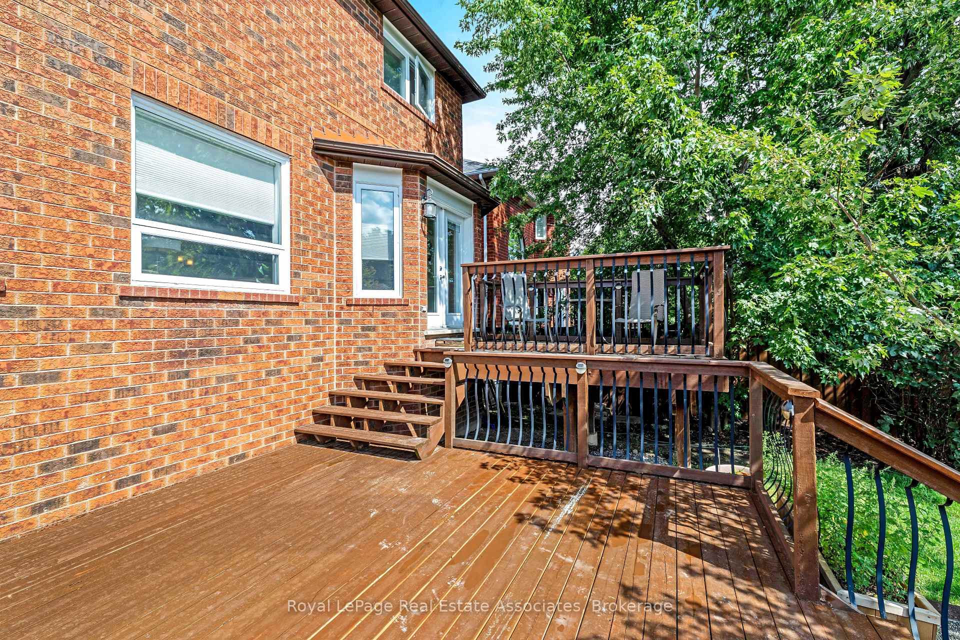 Photo 41 of 5 Early Street, Halton Hills, Georgetown — HOMEH