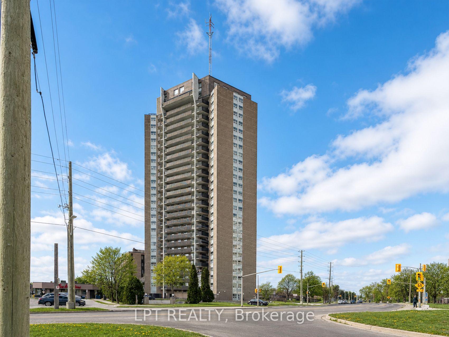 Photo of Unit 802, 1380 Prince Of Wales Drive