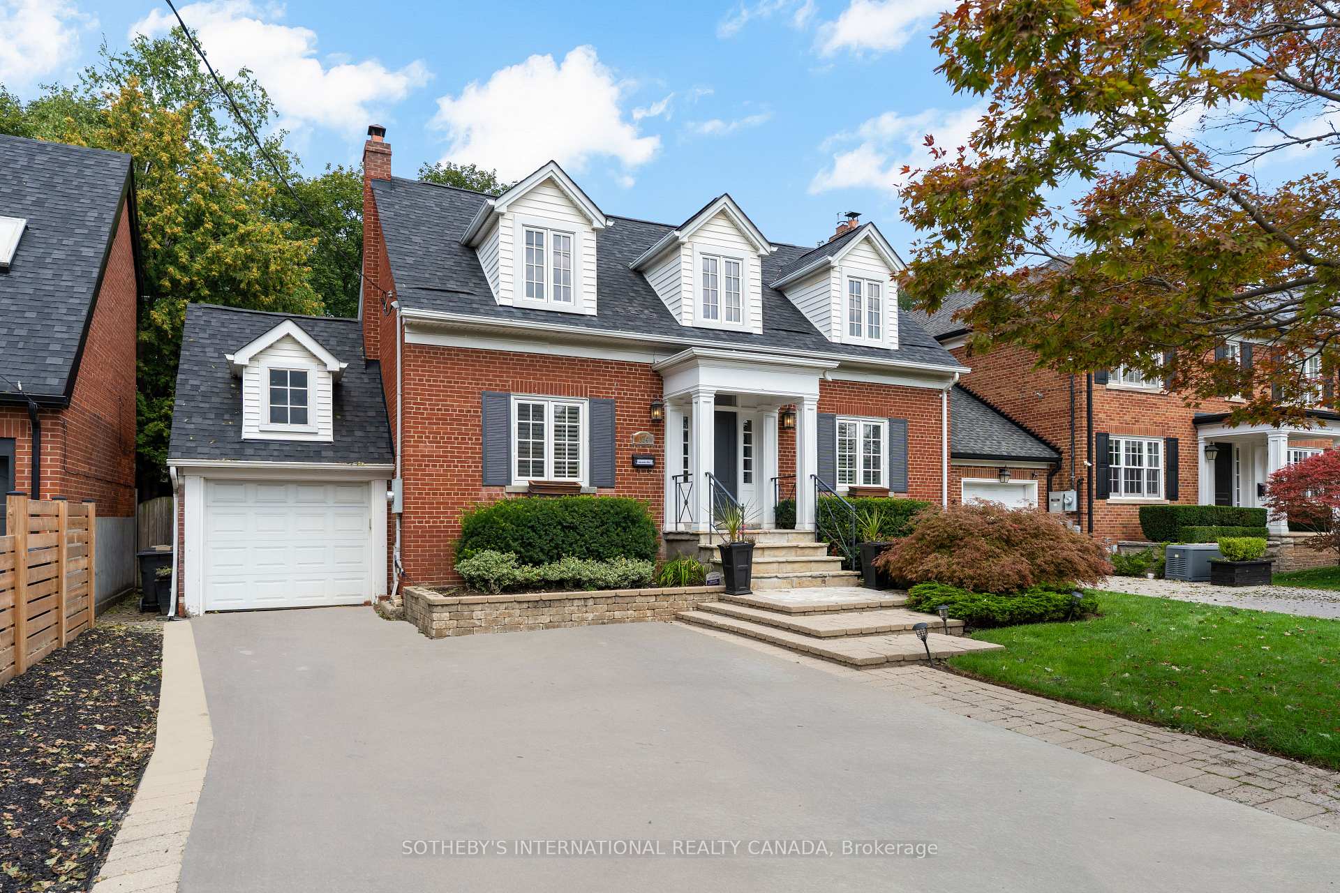 Photo 2 of 174 Ridley Boulevard, Toronto, Bedford Park-Nortown — HOMEH