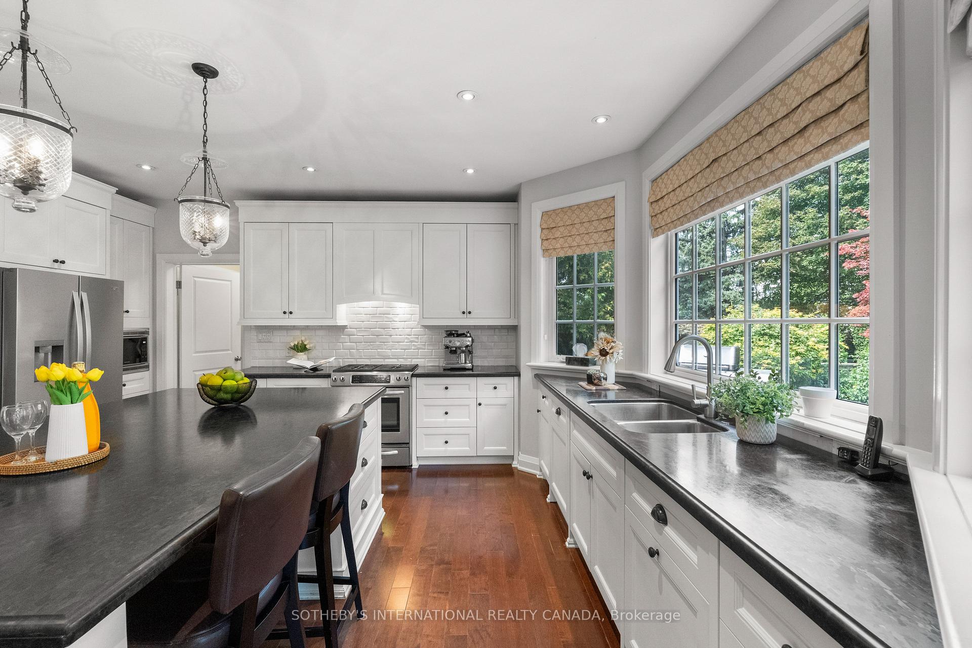 Photo 6 of 174 Ridley Boulevard, Toronto, Bedford Park-Nortown — HOMEH