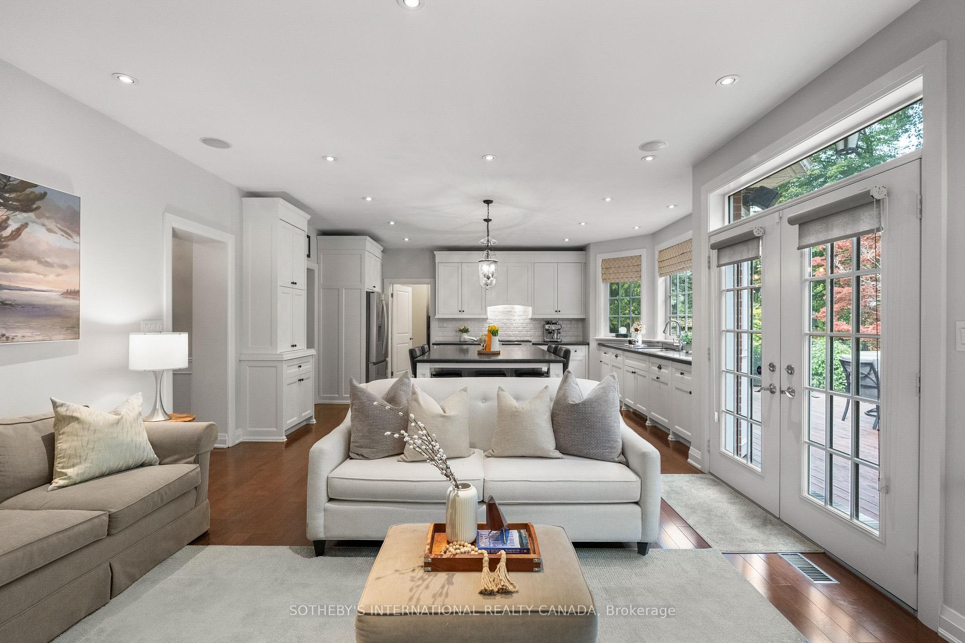 Photo 11 of 174 Ridley Boulevard, Toronto, Bedford Park-Nortown — HOMEH