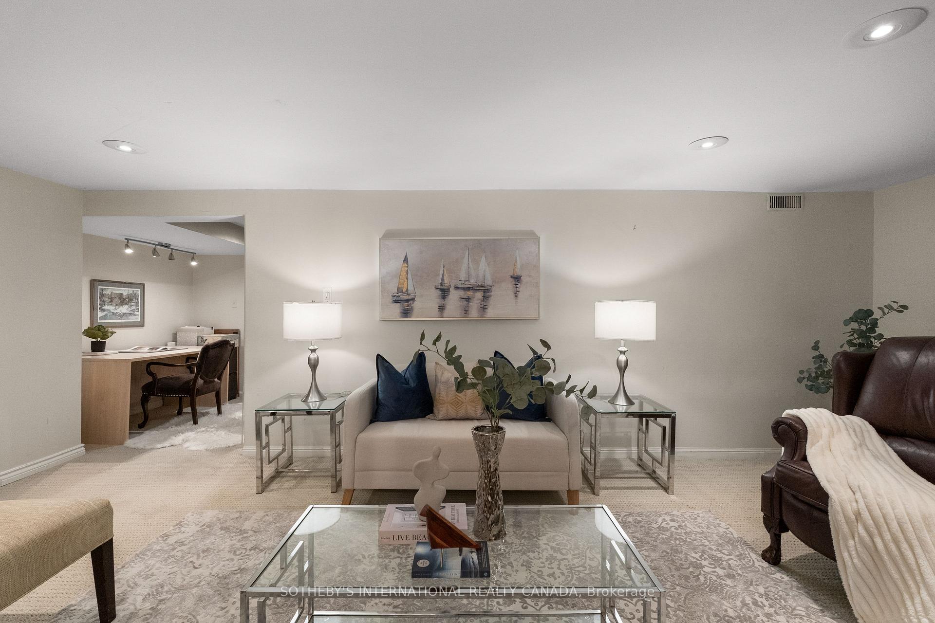 Photo 37 of 174 Ridley Boulevard, Toronto, Bedford Park-Nortown — HOMEH