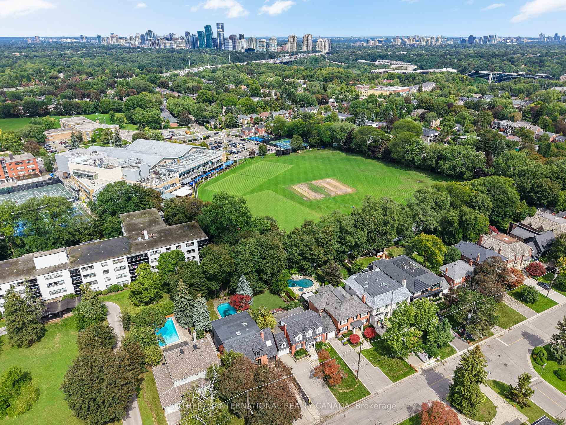 Photo 46 of 174 Ridley Boulevard, Toronto, Bedford Park-Nortown — HOMEH