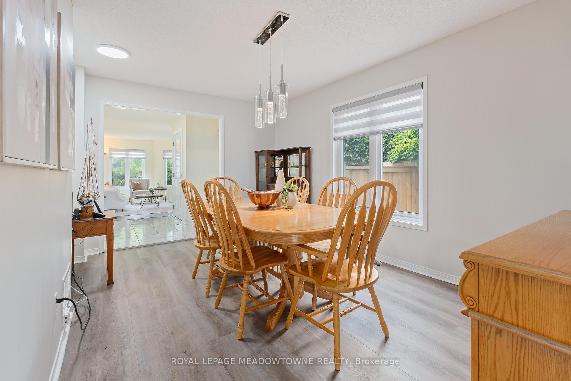 Photo 8 of 73 James Young Drive, Halton Hills, Georgetown — HOMEH