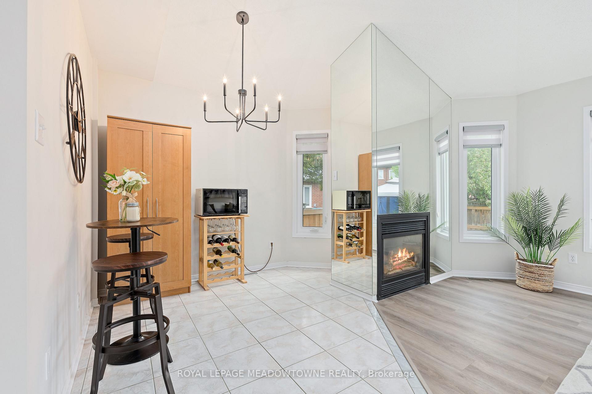 Photo 15 of 73 James Young Drive, Halton Hills, Georgetown — HOMEH