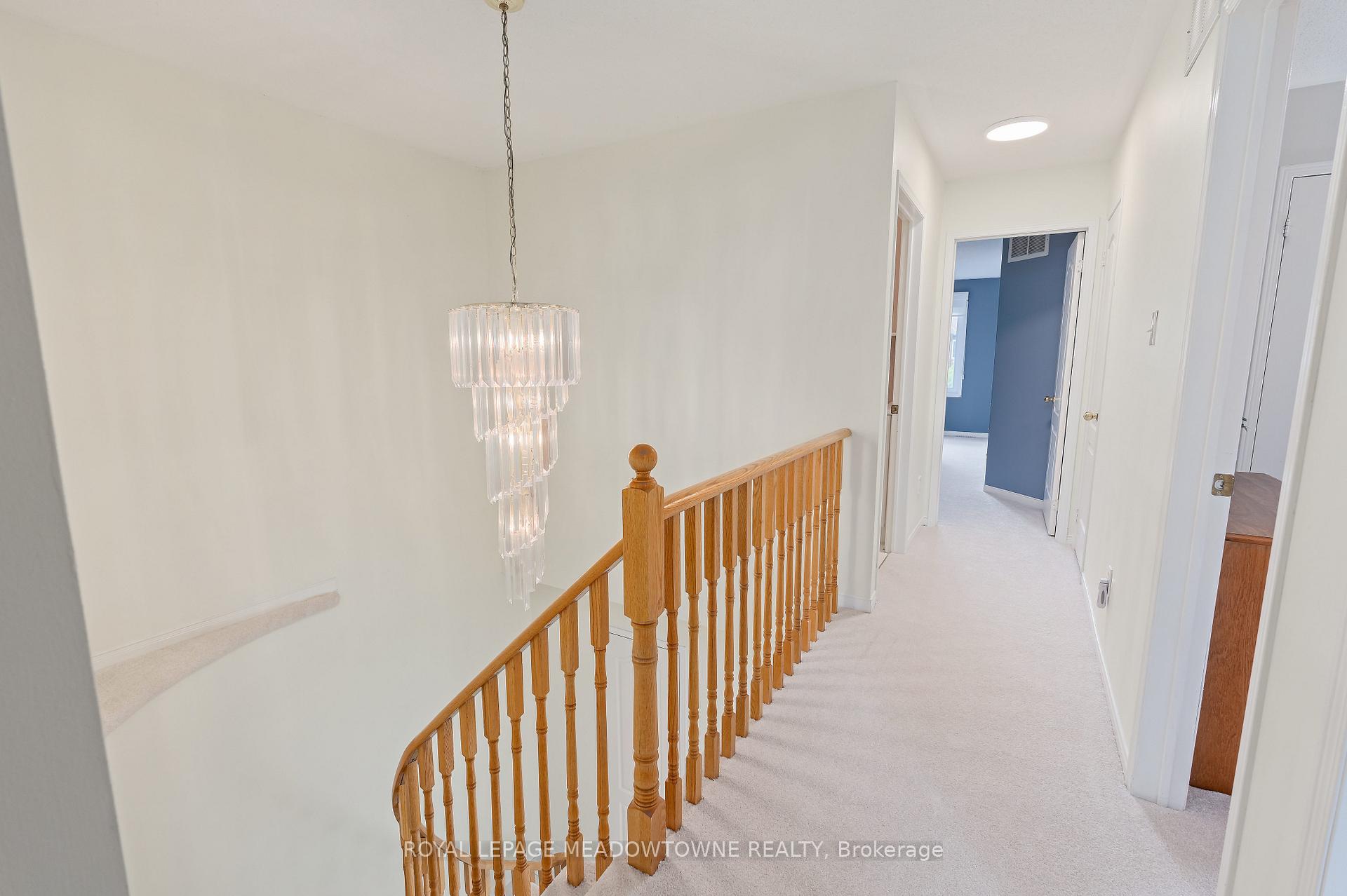 Photo 21 of 73 James Young Drive, Halton Hills, Georgetown — HOMEH