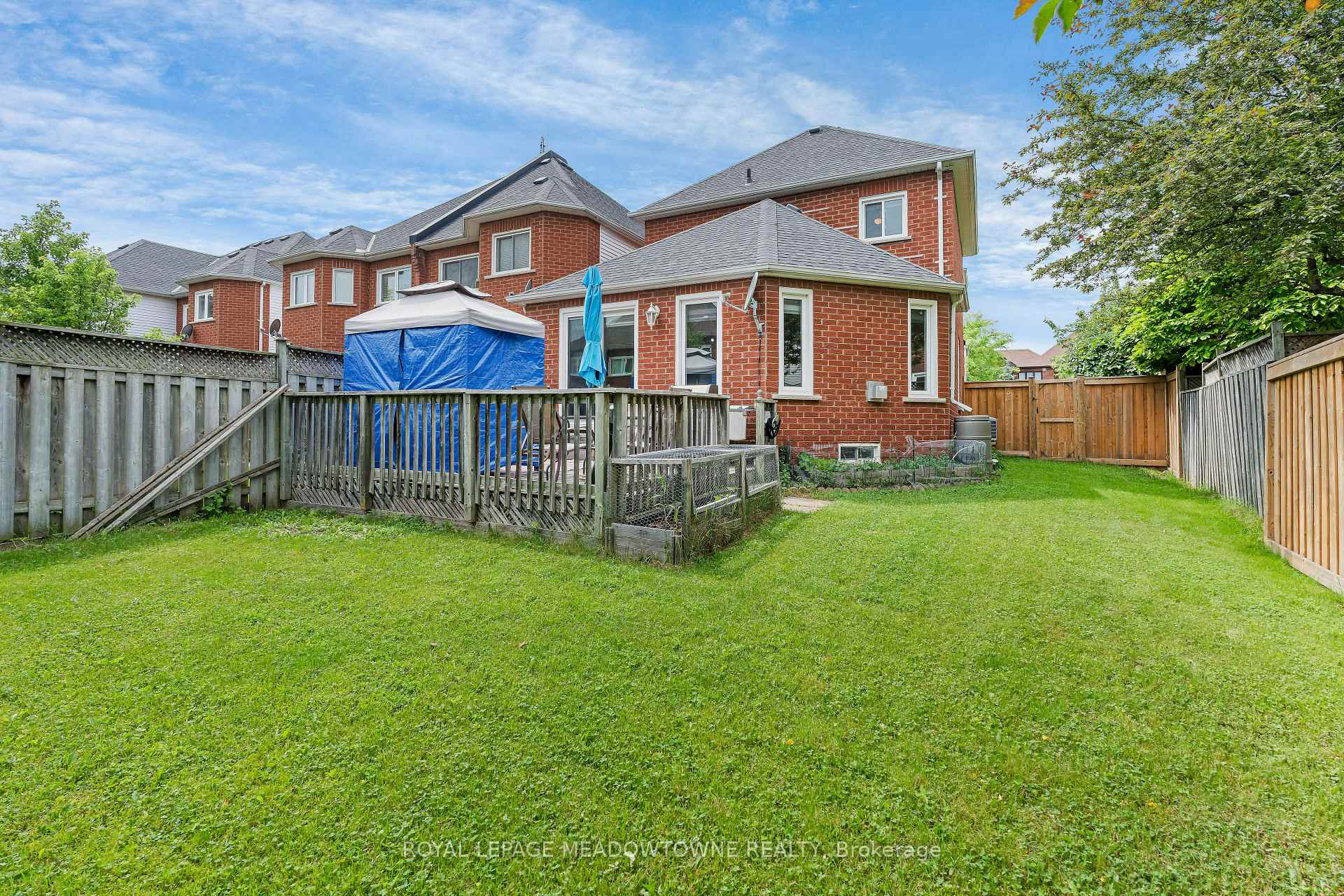 Photo 35 of 73 James Young Drive, Halton Hills, Georgetown — HOMEH