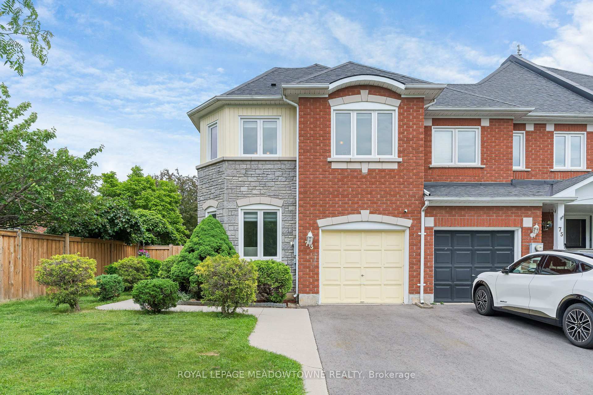 Photo 37 of 73 James Young Drive, Halton Hills, Georgetown — HOMEH