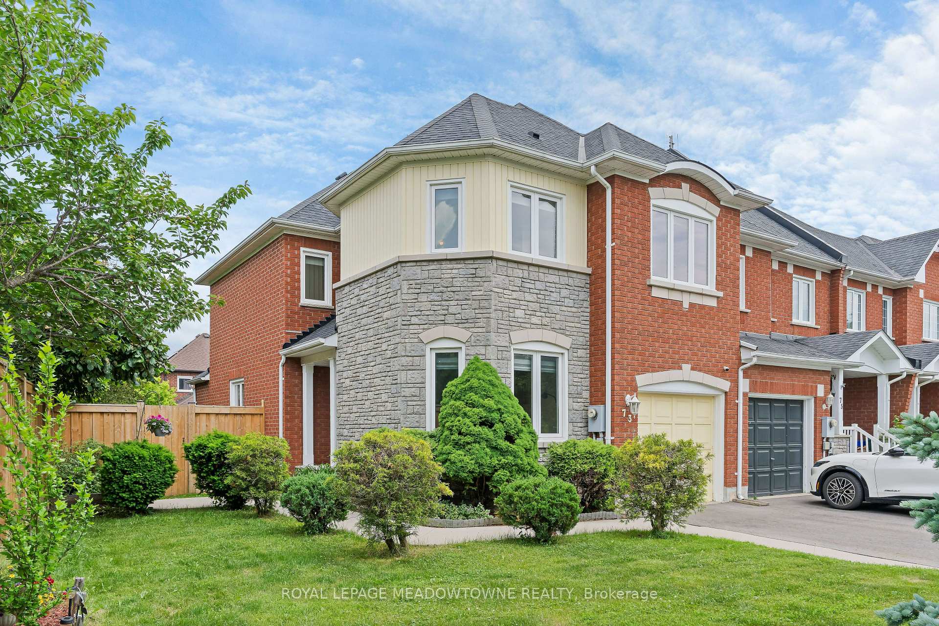 Photo 38 of 73 James Young Drive, Halton Hills, Georgetown — HOMEH