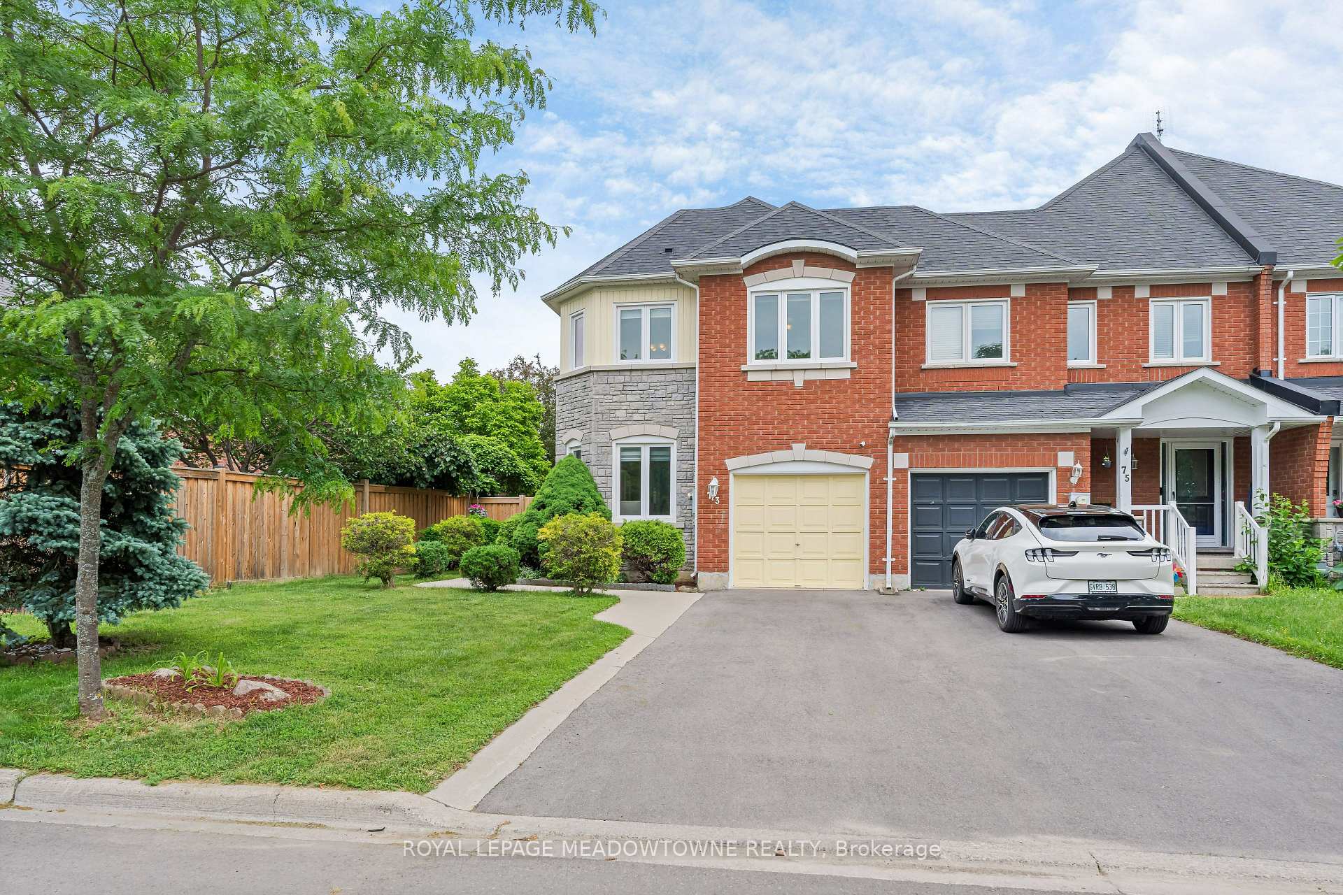 Photo 39 of 73 James Young Drive, Halton Hills, Georgetown — HOMEH
