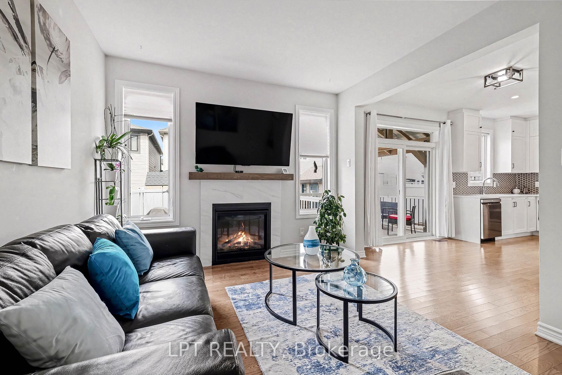Photo 4 of 730 Perseus Avenue, Ottawa, Barrhaven - Half Moon Bay — HOMEH