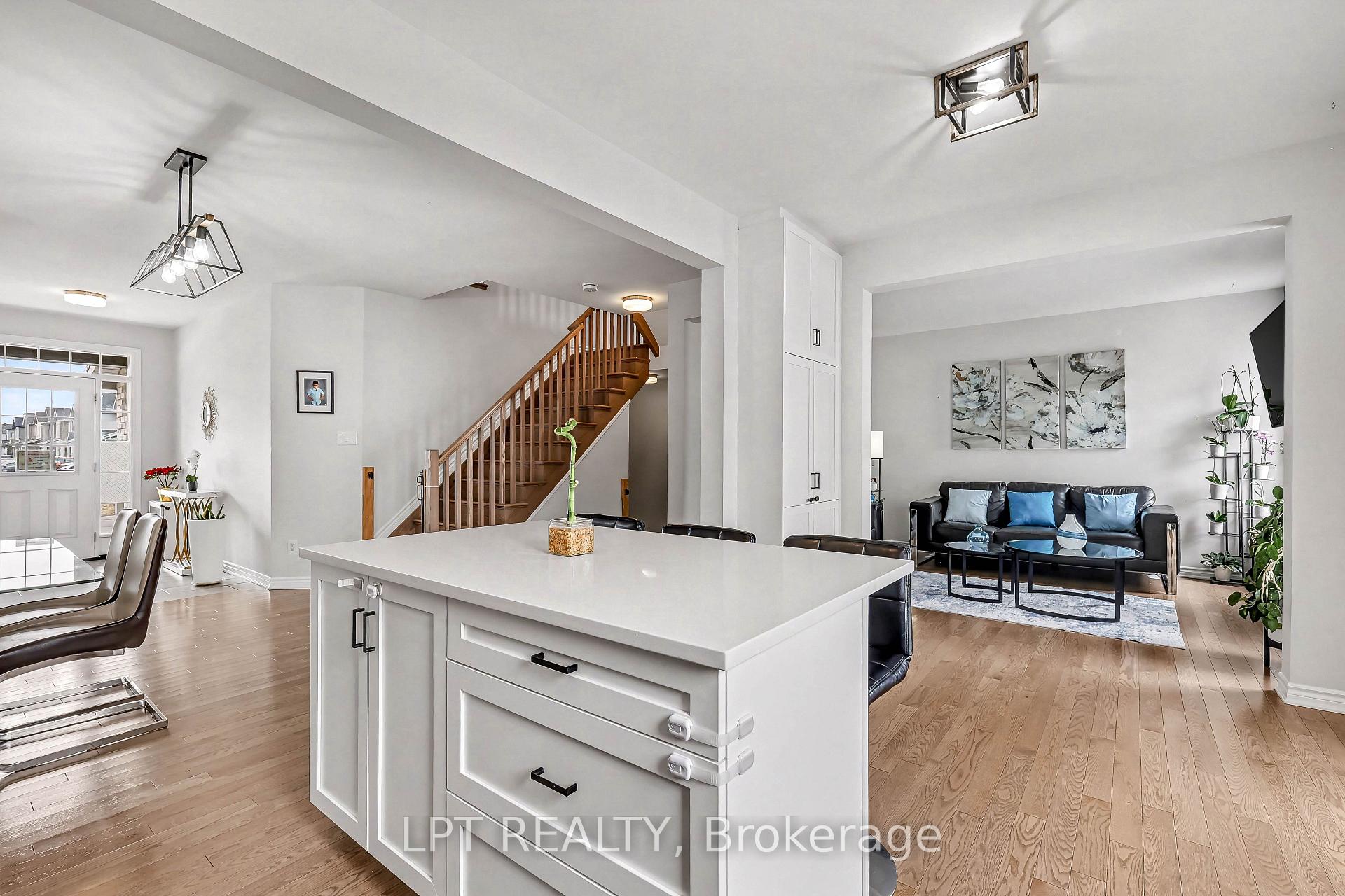 Photo 13 of 730 Perseus Avenue, Ottawa, Barrhaven - Half Moon Bay — HOMEH