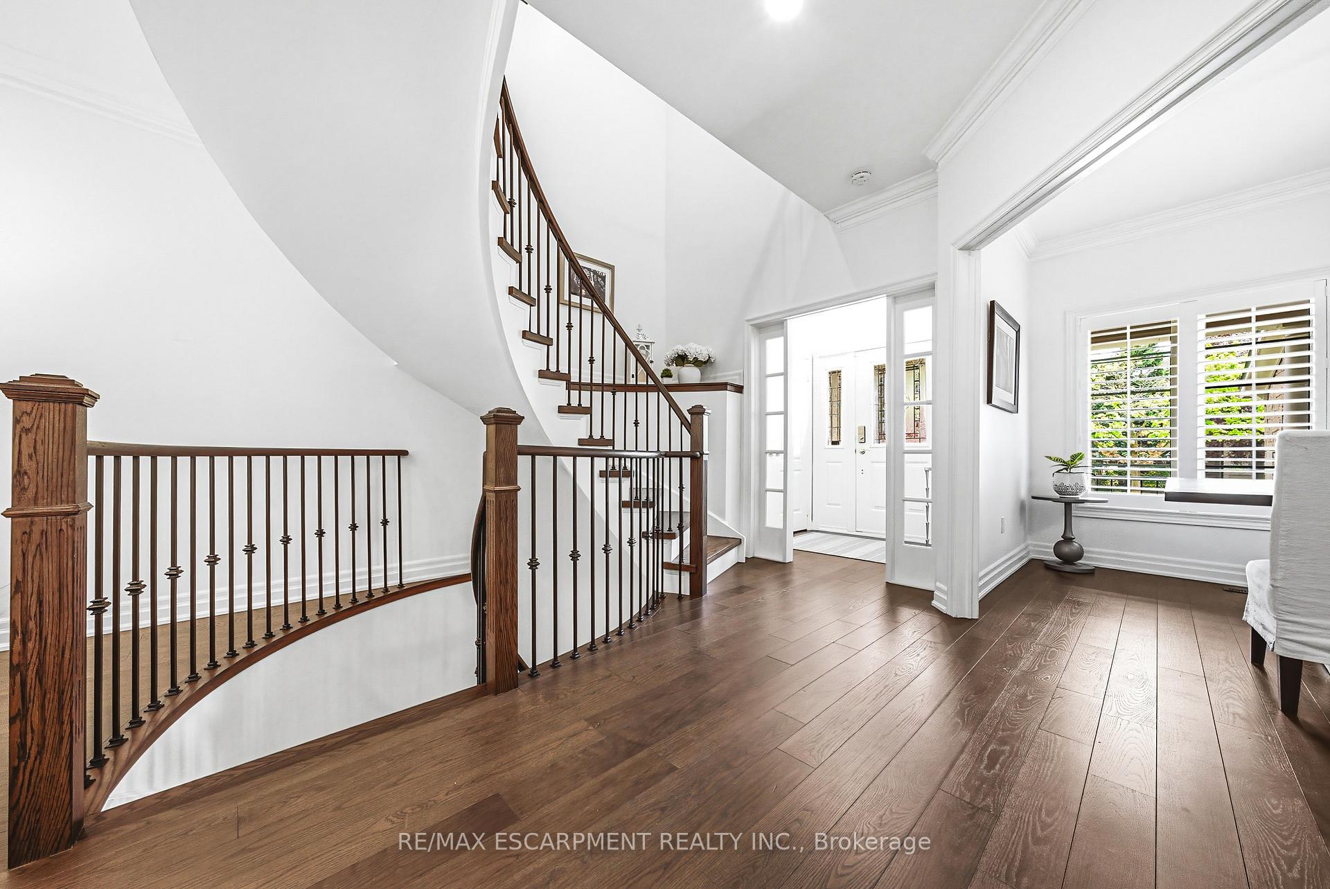 Photo 5 of Unit 19, 4211 Millcroft Park Drive, Burlington, Rose — HOMEH