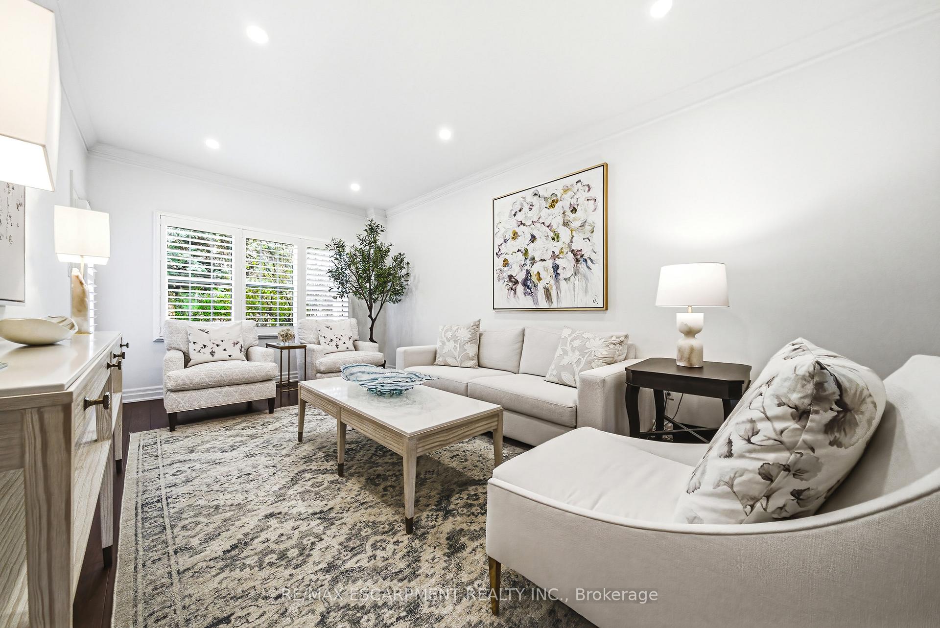 Photo 6 of Unit 19, 4211 Millcroft Park Drive, Burlington, Rose — HOMEH