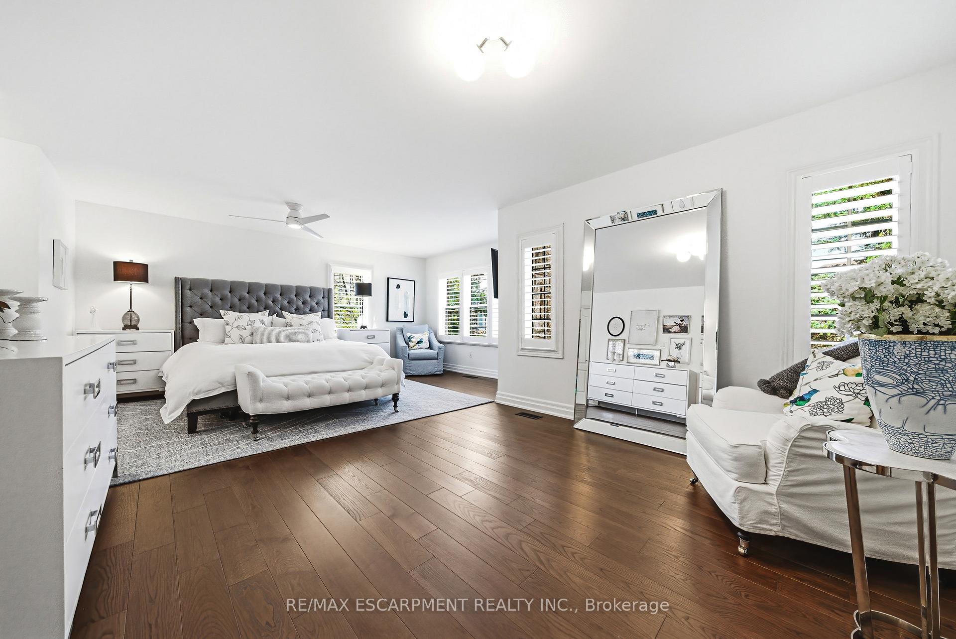 Photo 19 of Unit 19, 4211 Millcroft Park Drive, Burlington, Rose — HOMEH
