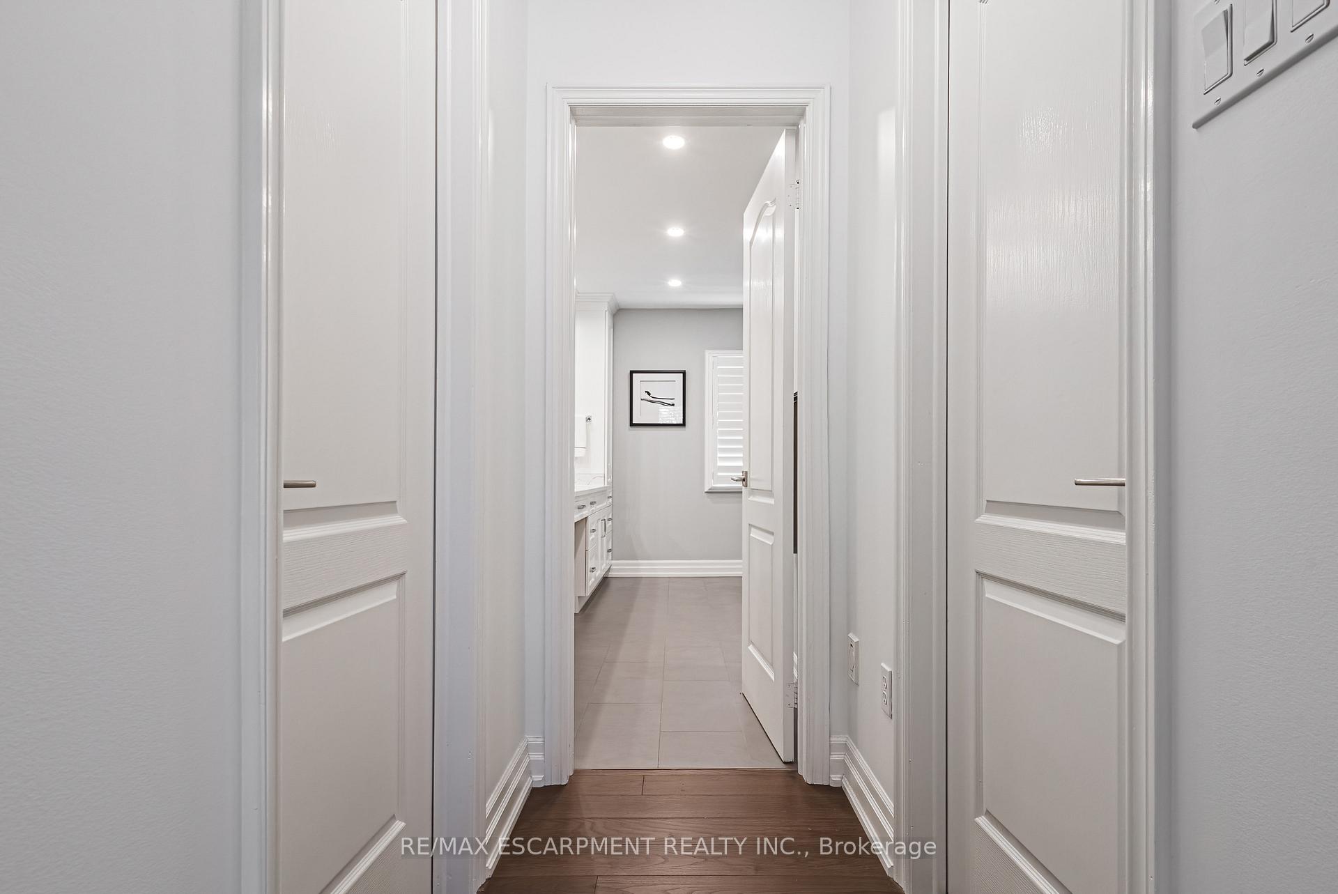 Photo 22 of Unit 19, 4211 Millcroft Park Drive, Burlington, Rose — HOMEH