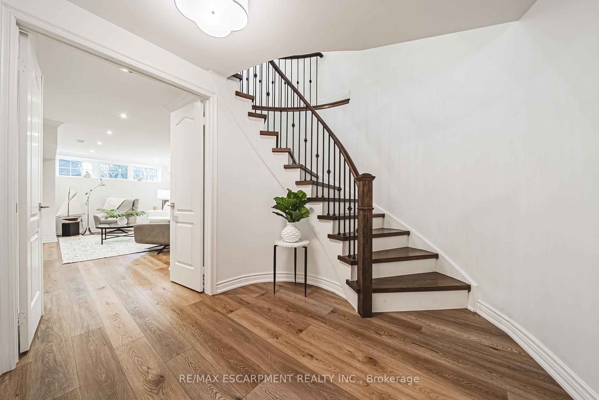 Photo 30 of Unit 19, 4211 Millcroft Park Drive, Burlington, Rose — HOMEH