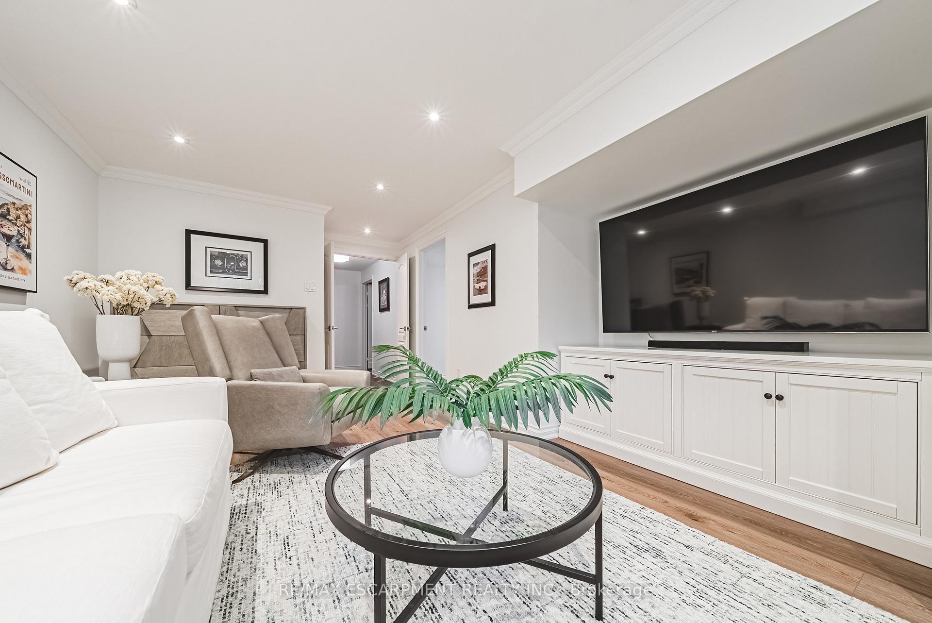 Photo 32 of Unit 19, 4211 Millcroft Park Drive, Burlington, Rose — HOMEH