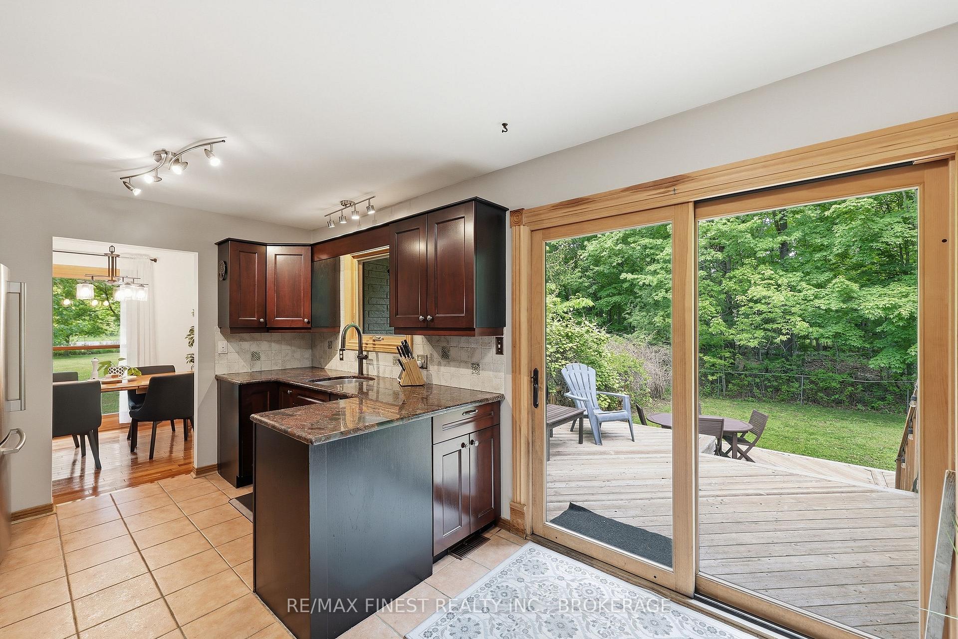 Photo 10 of 1465 Middle Road, Kingston, Kingston East (Incl CFB Kingston) — HOMEH