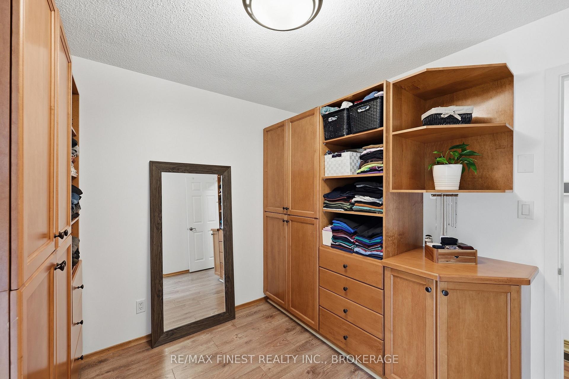 Photo 18 of 1465 Middle Road, Kingston, Kingston East (Incl CFB Kingston) — HOMEH