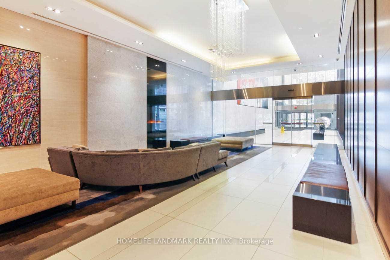Photo 11 of Unit 2106, 386 Yonge Street, Toronto, Bay Street Corridor — HOMEH