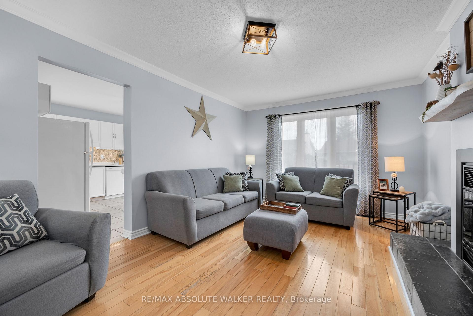 Photo 20 of 2061 Legrand Crescent, Ottawa, Queenswood Heights South — HOMEH