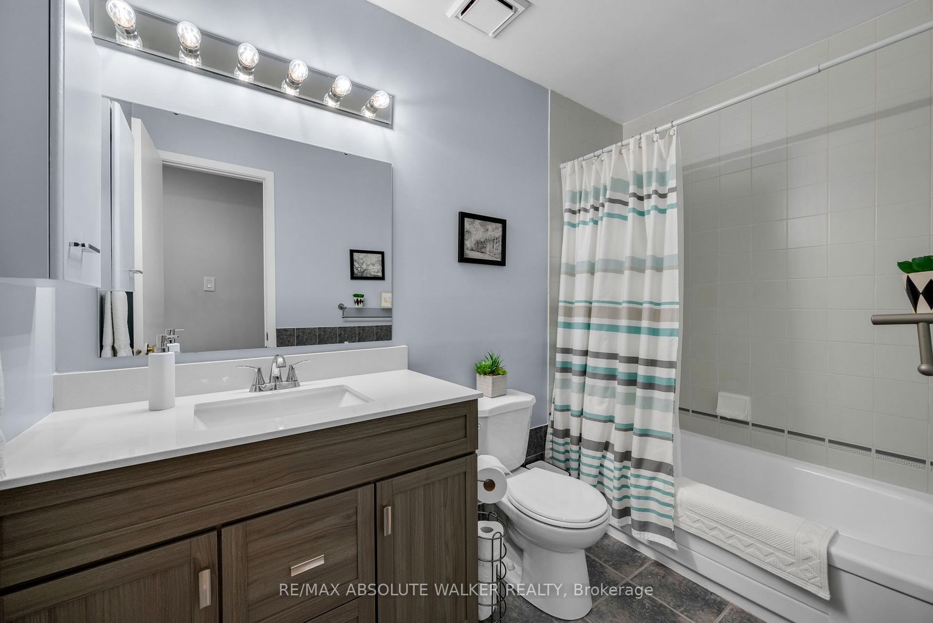 Photo 25 of 2061 Legrand Crescent, Ottawa, Queenswood Heights South — HOMEH