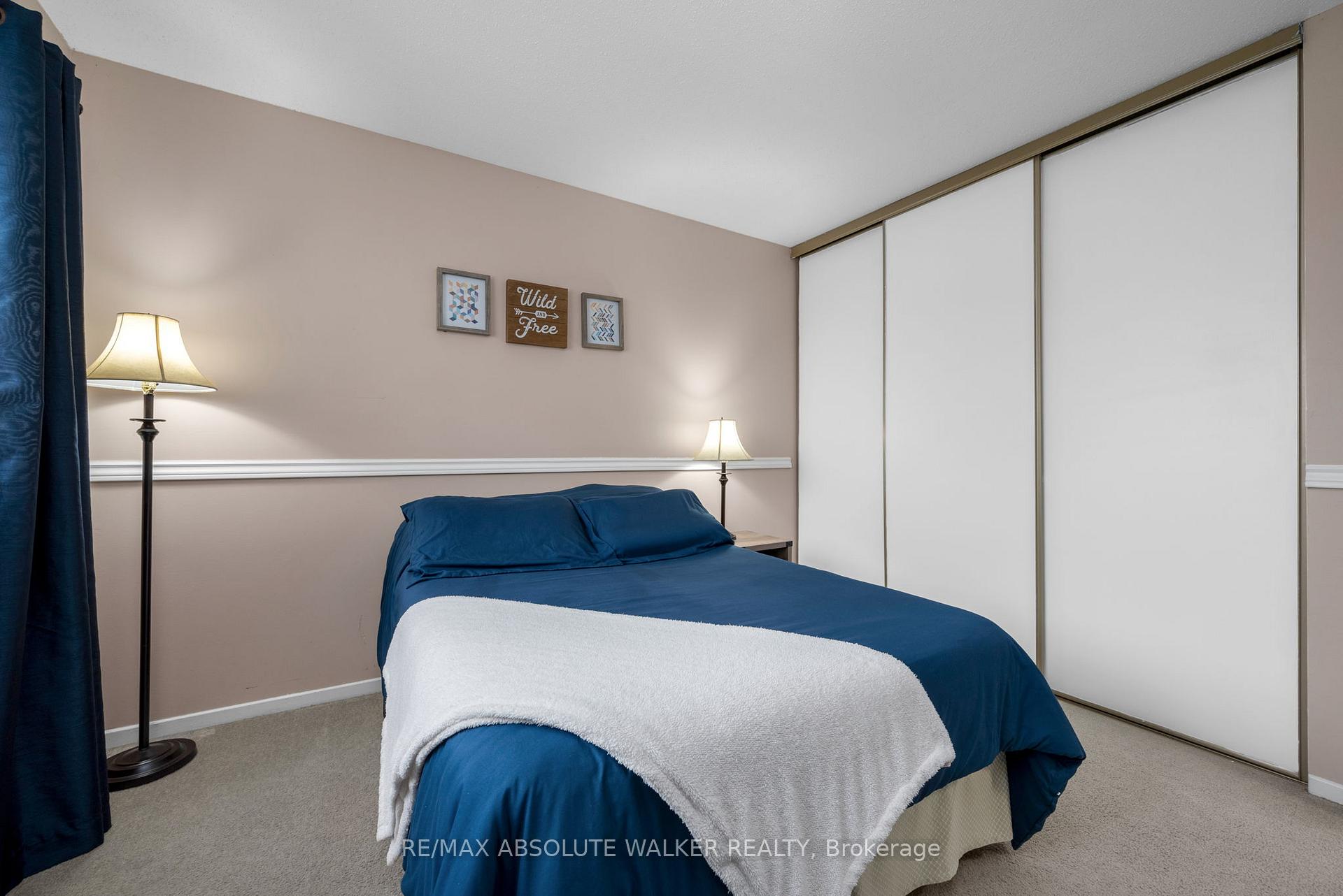 Photo 27 of 2061 Legrand Crescent, Ottawa, Queenswood Heights South — HOMEH