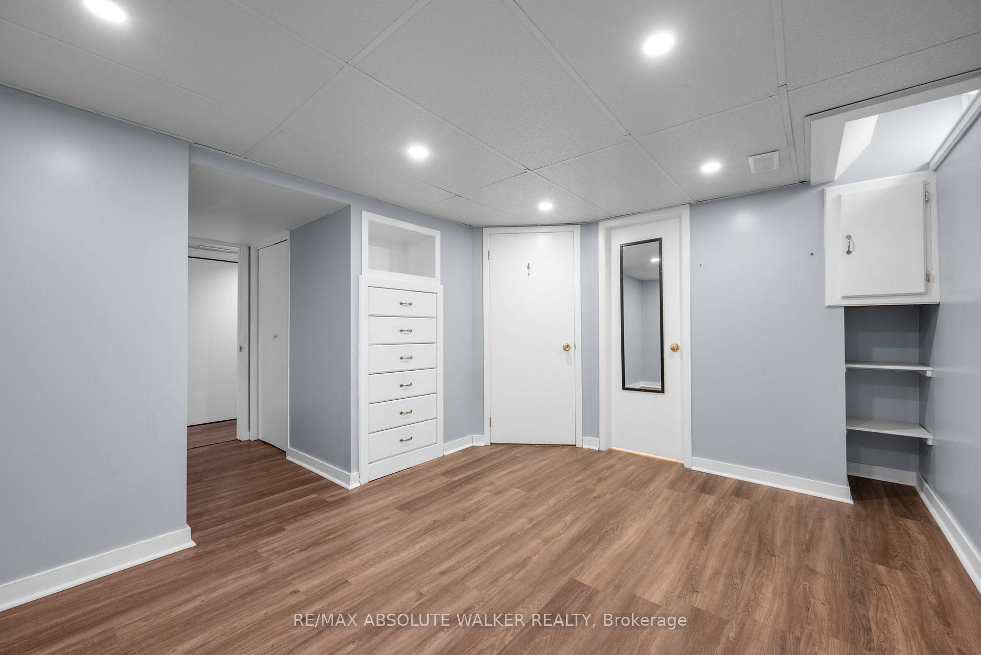 Photo 38 of 2061 Legrand Crescent, Ottawa, Queenswood Heights South — HOMEH
