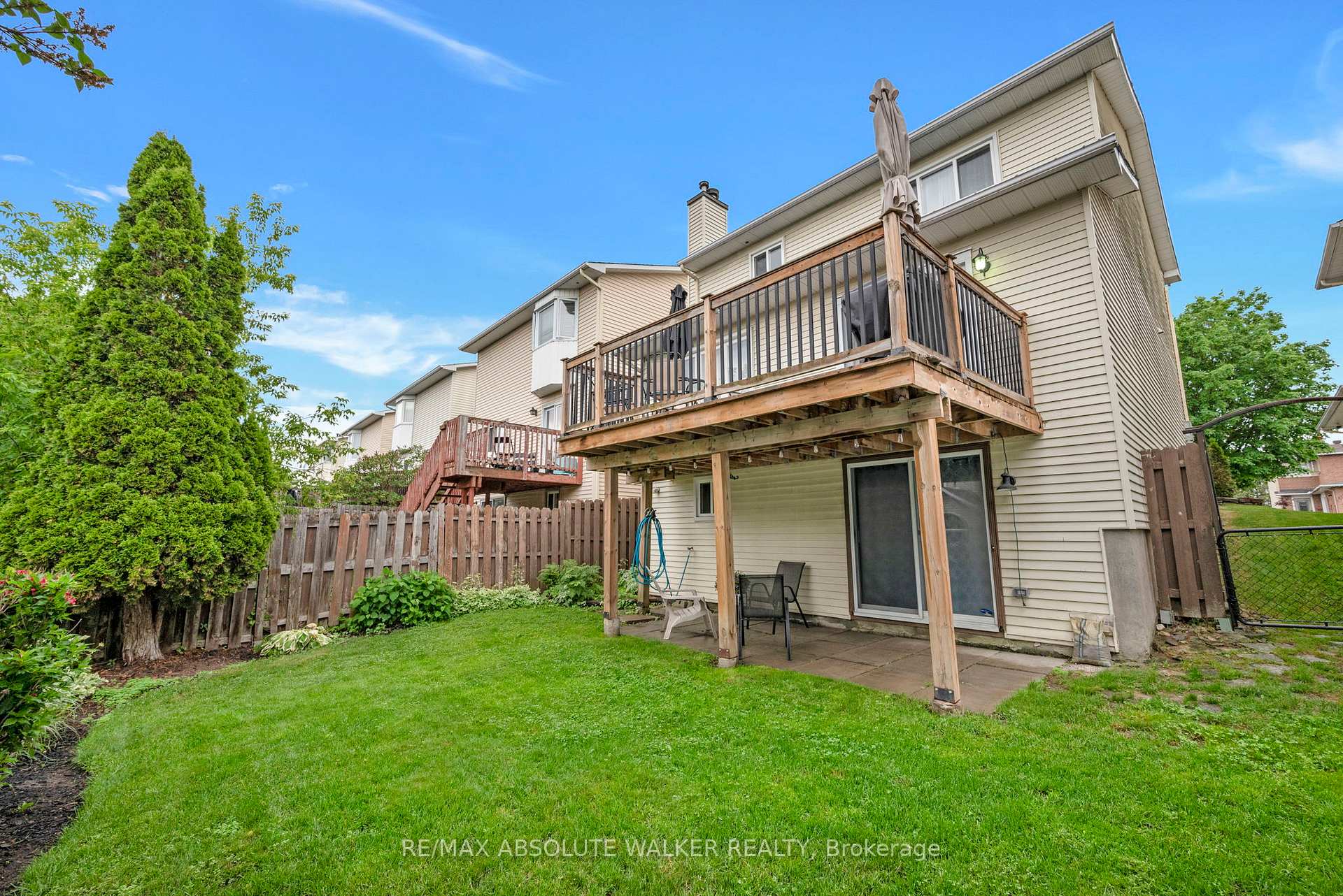 Photo 42 of 2061 Legrand Crescent, Ottawa, Queenswood Heights South — HOMEH