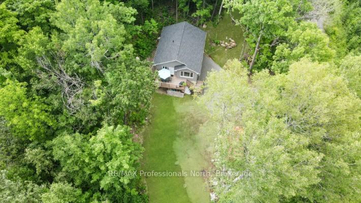 Photo of 1065 Henderson's Road
