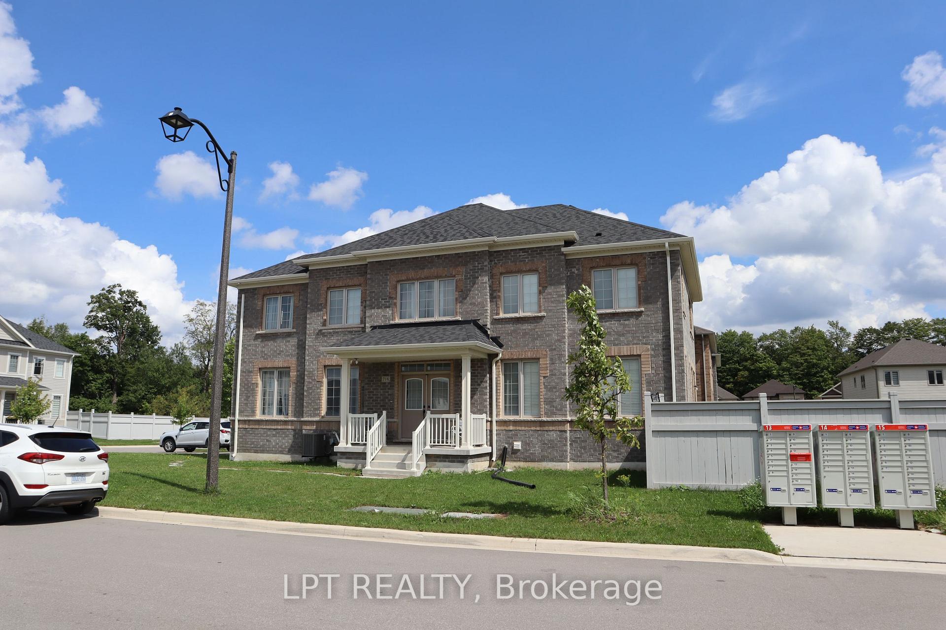 Photo 3 of 718 Anishinaabe Drive, Shelburne — HOMEH
